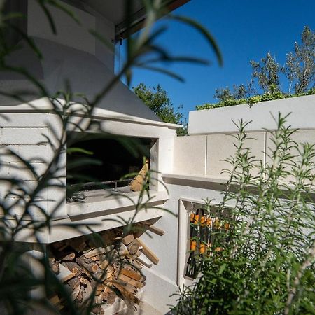 Apartman Dupin Dugi Rat Dış mekan fotoğraf
