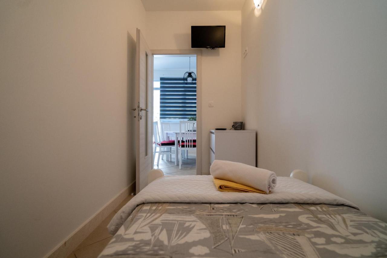 Apartman Dupin Dugi Rat Dış mekan fotoğraf